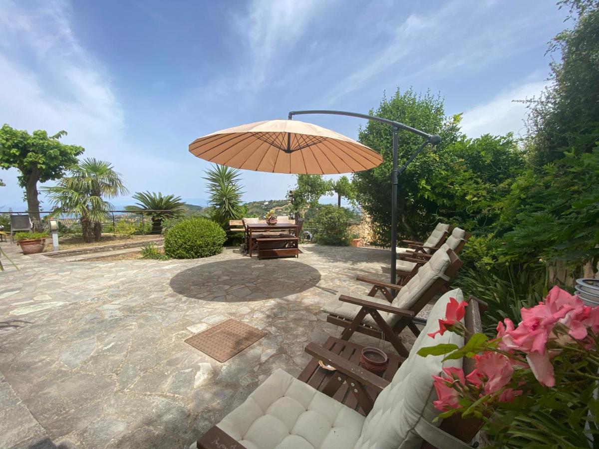 B&B Il Giardino Di Armida Ogliastro Cilento Εξωτερικό φωτογραφία
